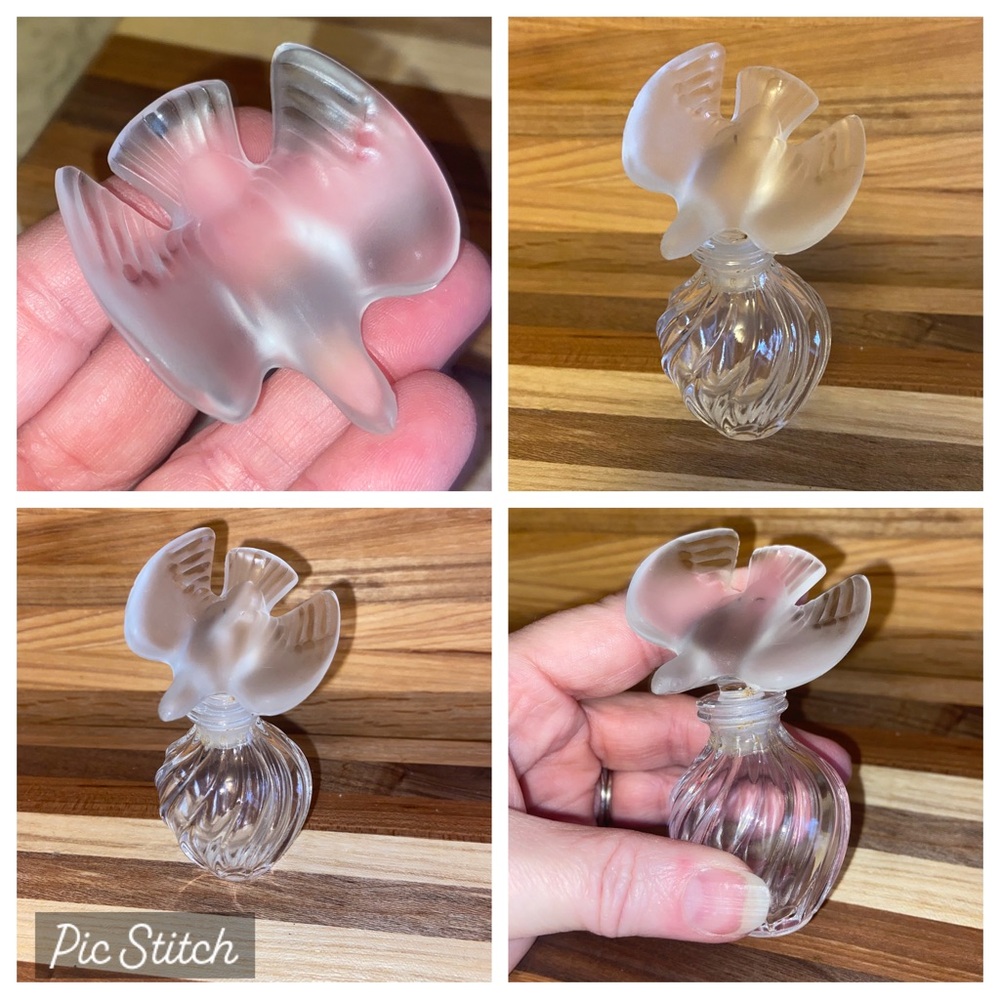 Vintage Nina Ricci Dove Frosted Stopper Lalique Crystal Perfume Bottle (Empty)